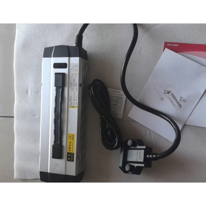 CM13600 Şarj Cihazı 21-25 yaş  - Drone Charger incelemesi ve fiyatı